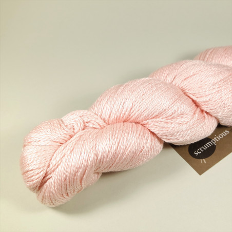 Scrumptious 4ply Farbe: 306 Baby Pink